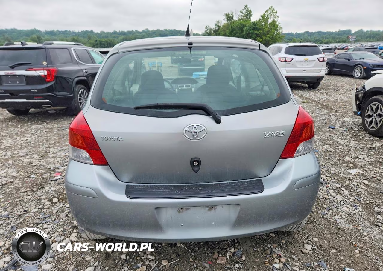 2010 Toyota Yaris Base VIN:JTDJT4K30A5285135 - 6