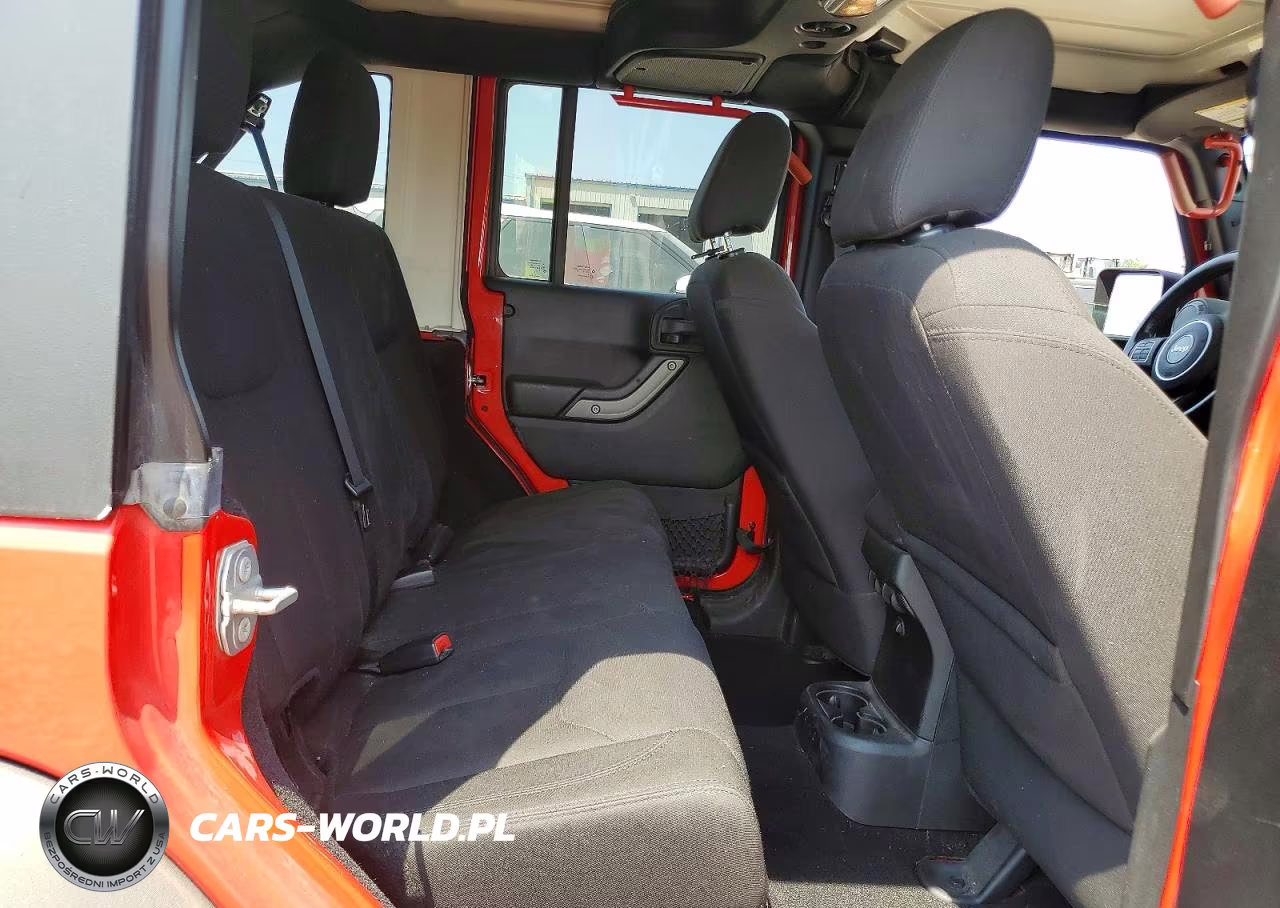 2016 Jeep Wrangler Unlimited Sport VIN:1C4BJWDG8GL285300 - 11