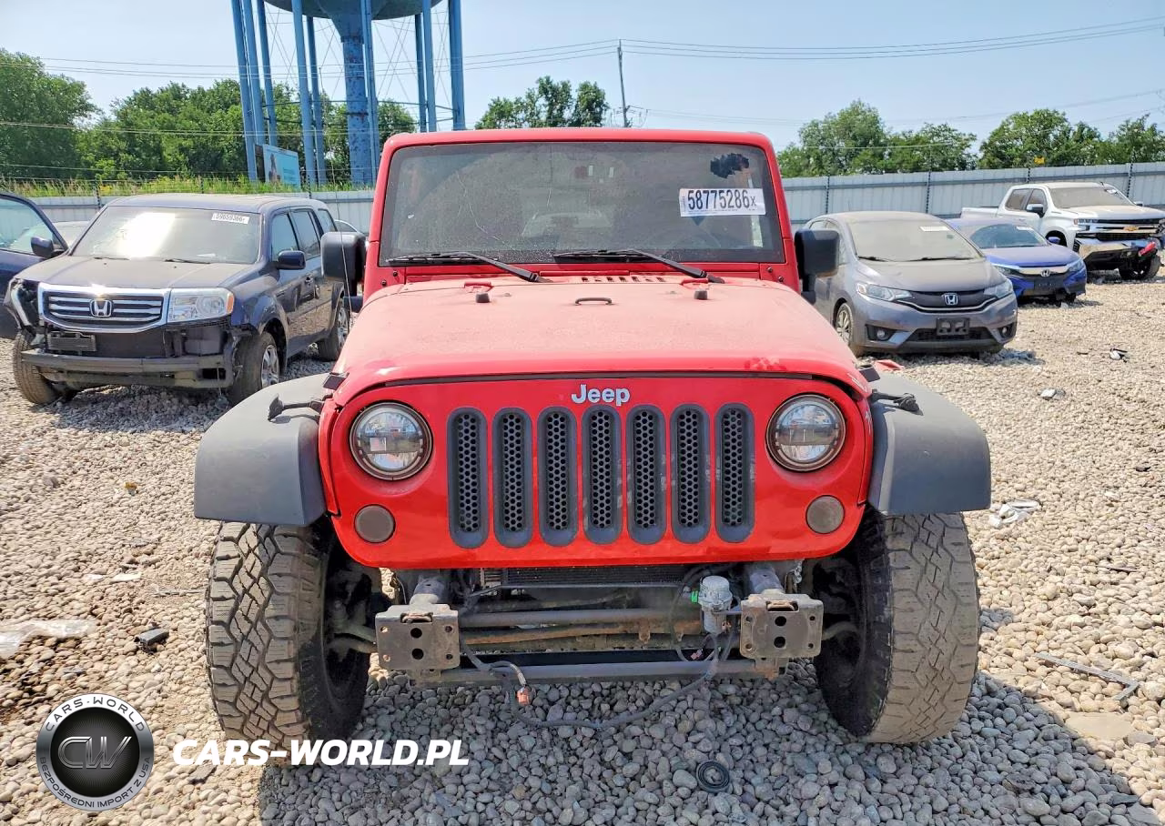 2016 Jeep Wrangler Unlimited Sport VIN:1C4BJWDG8GL285300 - 5