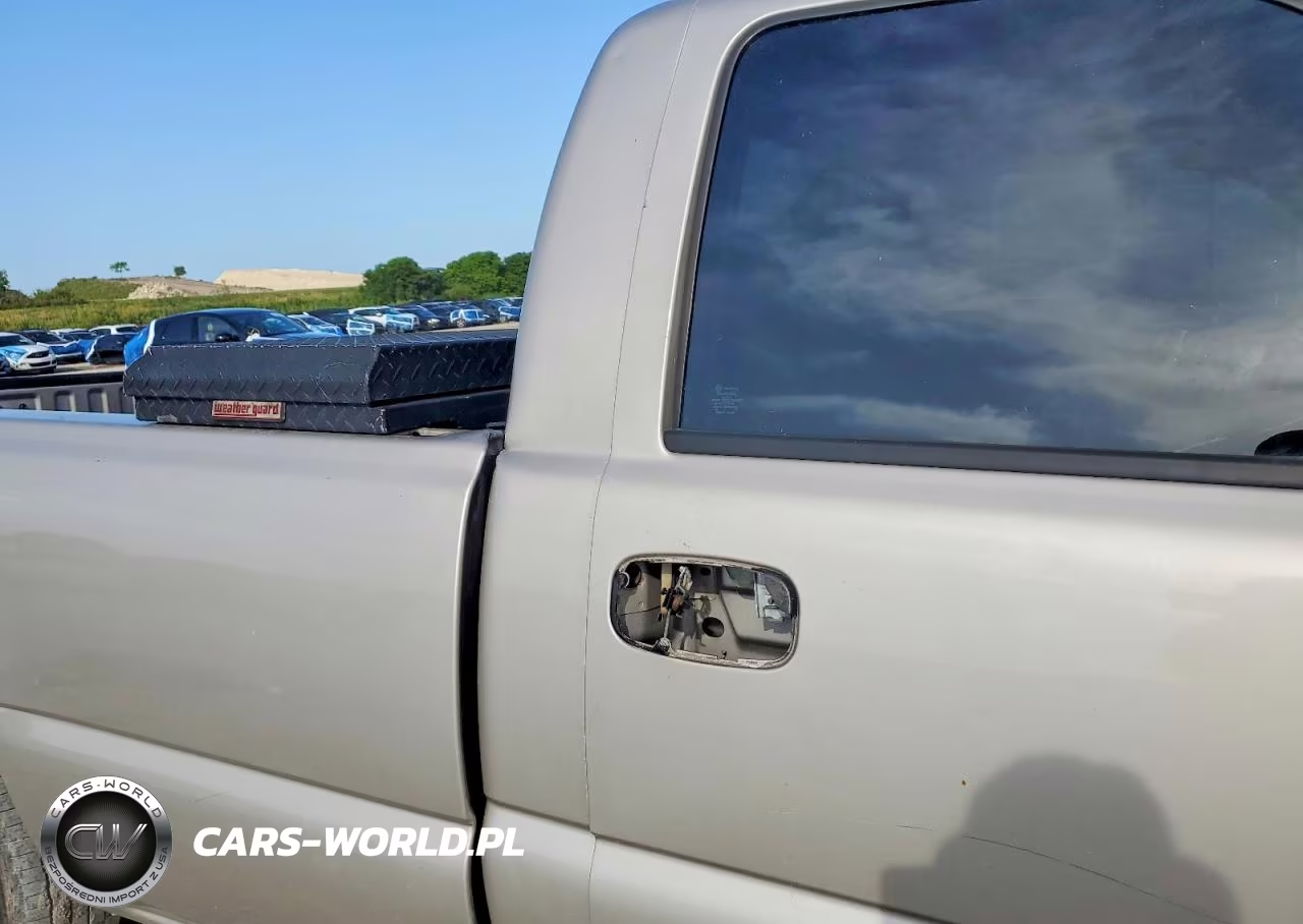2004 Chevrolet Silverado C1500 VIN:1GCEC14X44Z320076 - 10