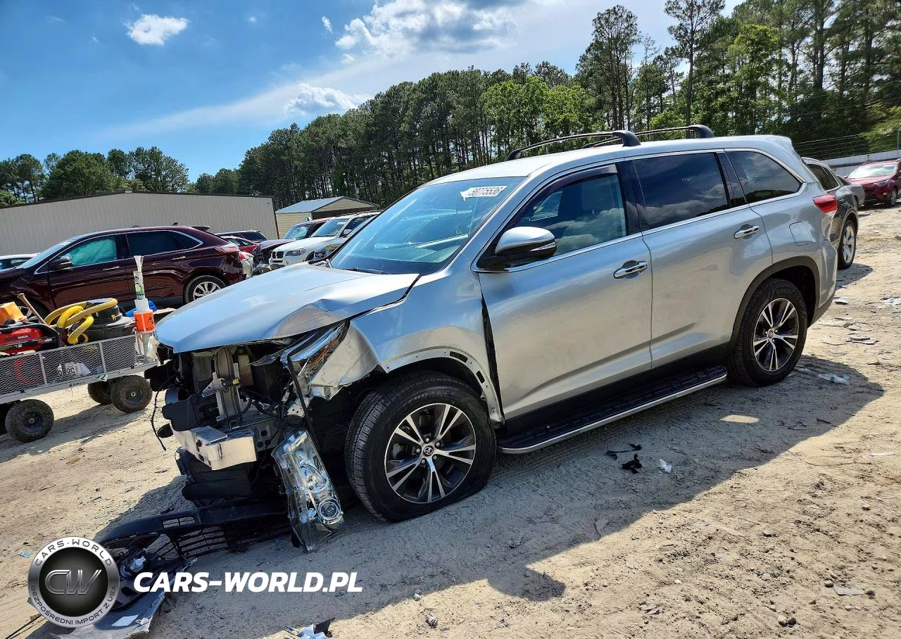 2019 Toyota Highlander Le