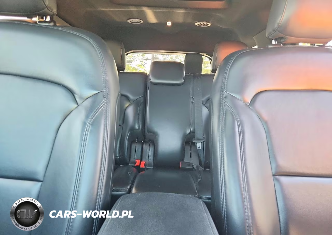 2019 Ford Explorer Xlt VIN:1FM5K8D81KGB00256 - 10