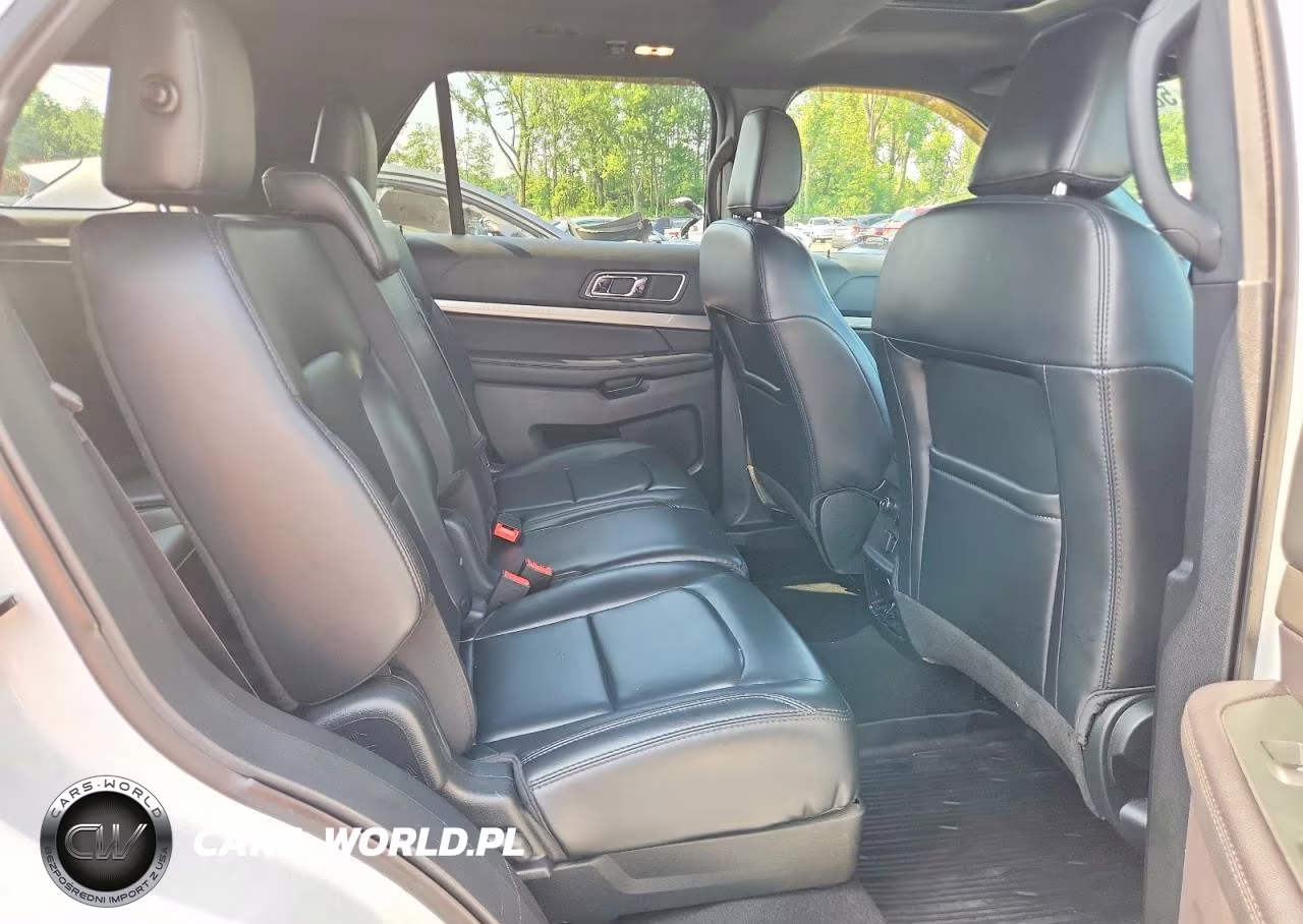 2019 Ford Explorer Xlt VIN:1FM5K8D81KGB00256 - 11