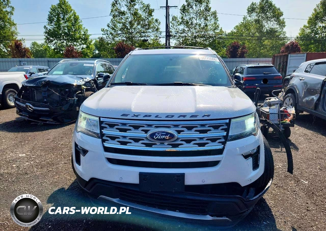 2019 Ford Explorer Xlt VIN:1FM5K8D81KGB00256 - 5