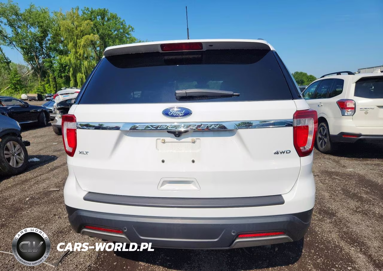 2019 Ford Explorer Xlt VIN:1FM5K8D81KGB00256 - 6
