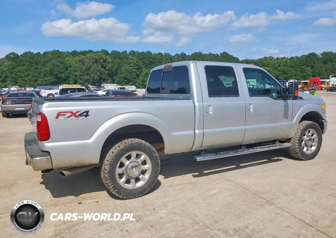 2013 Ford F250 Super Duty VIN:1FT7W2B6XDEB32704 - 3
