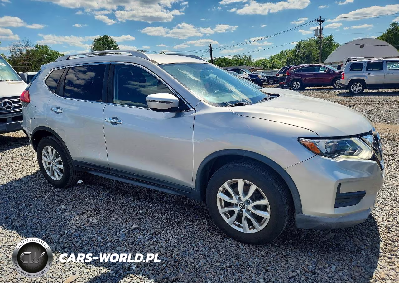 2017 Nissan Rogue Sv VIN:JN8AT2MV6HW002412 - 4