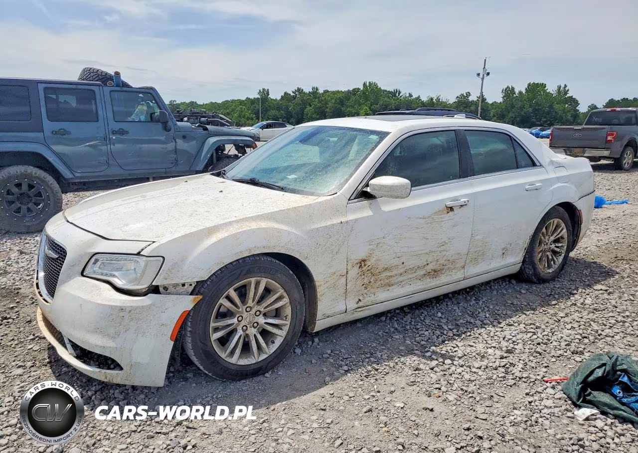 2017 Chrysler 300 Limited