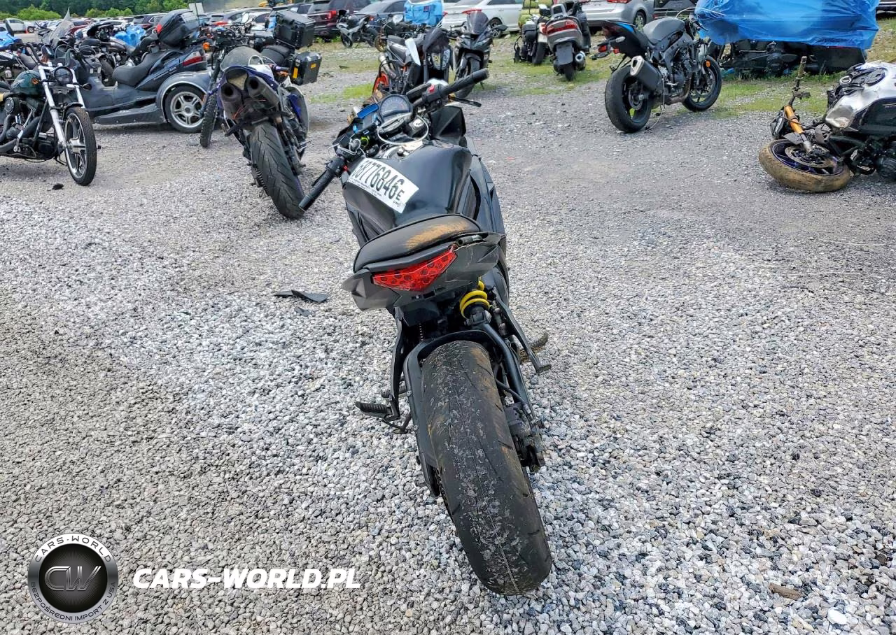 2013 Kawasaki Ex650 F VIN:JKAEXEF17DDA05884 - 4