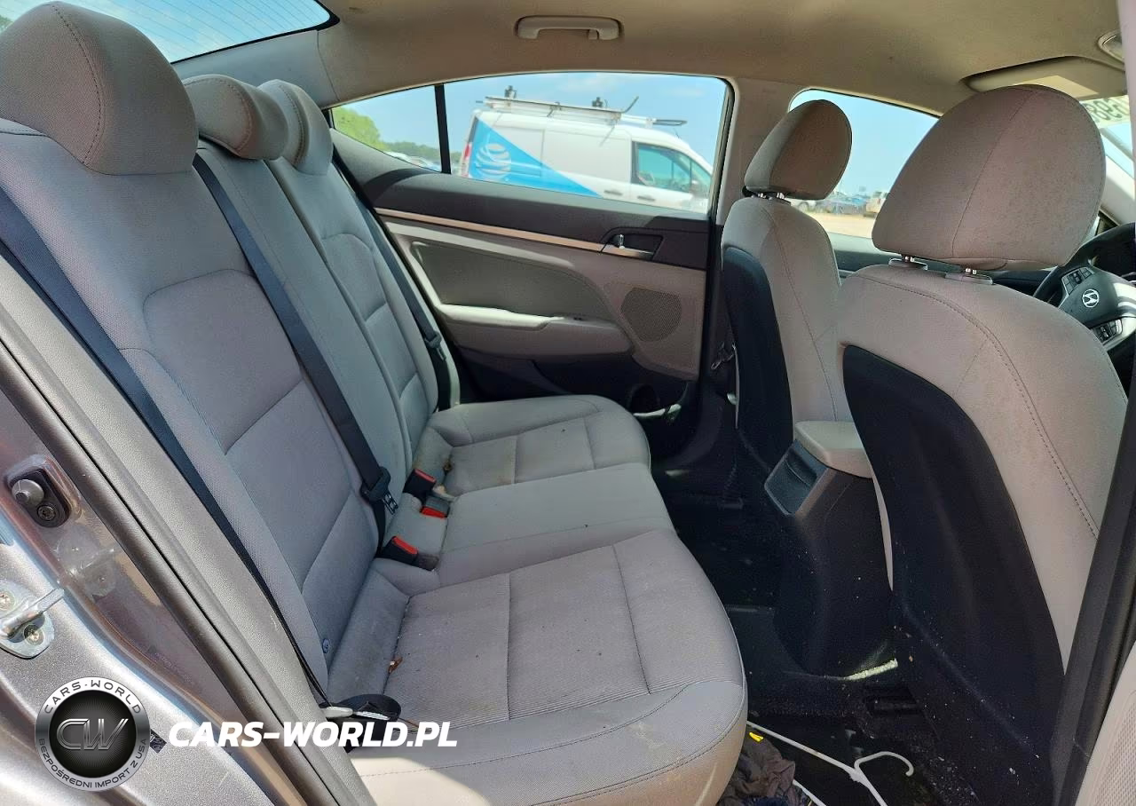 2018 Hyundai Elantra Sel VIN:5NPD84LF4JH255031 - 10