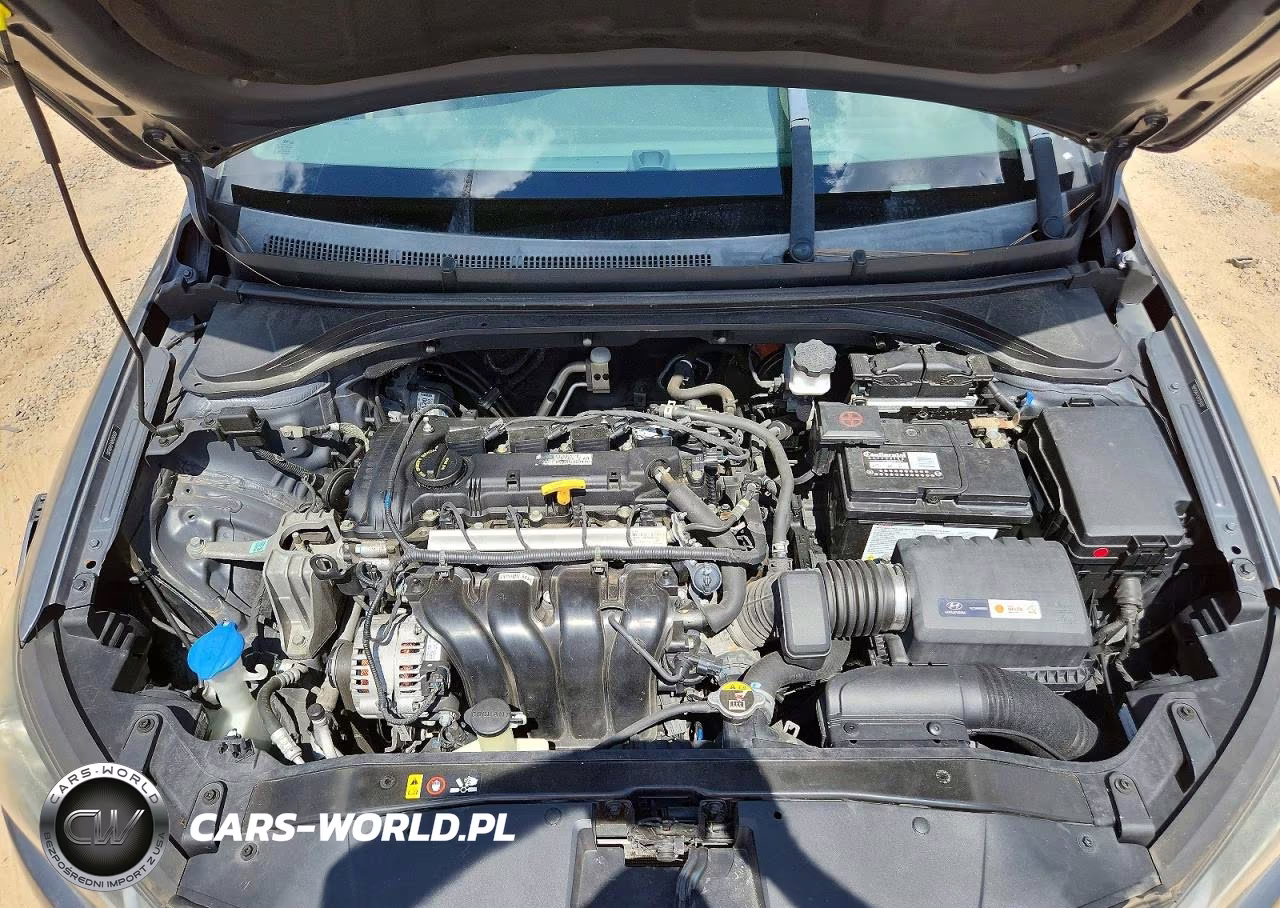 2018 Hyundai Elantra Sel VIN:5NPD84LF4JH255031 - 11