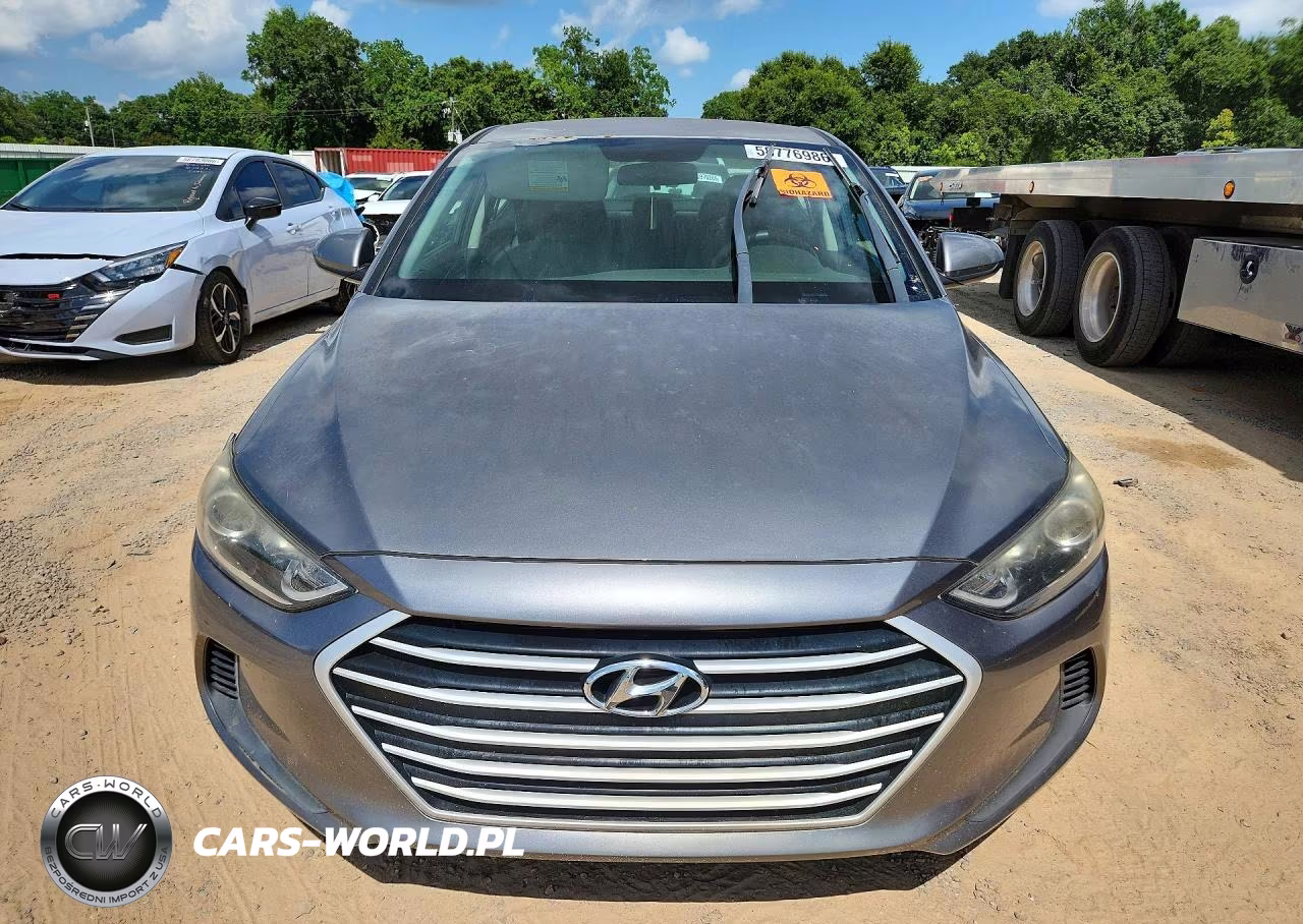 2018 Hyundai Elantra Sel VIN:5NPD84LF4JH255031 - 5