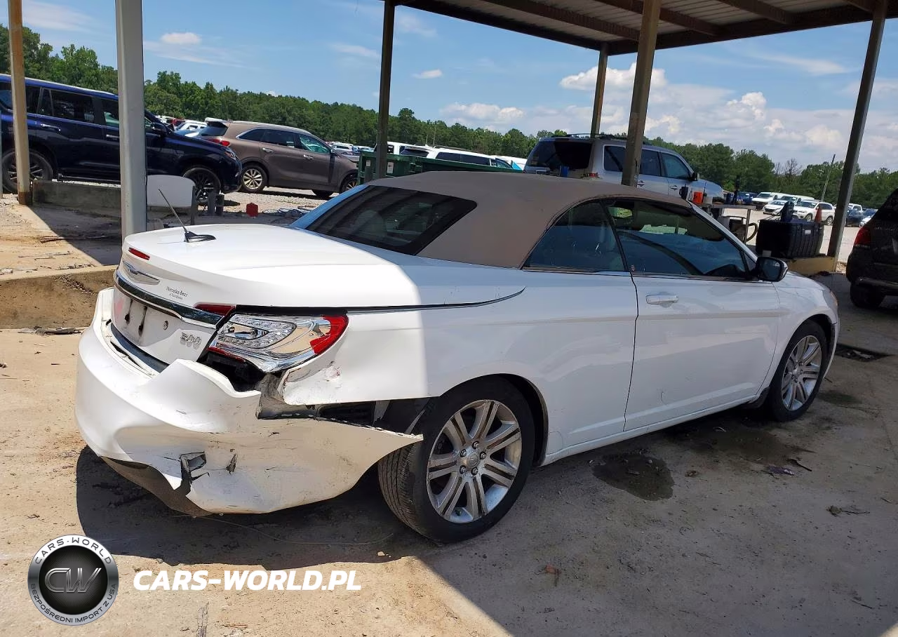 2012 Chrysler 200 Touring VIN:1C3BCBEGXCN217441 - 3