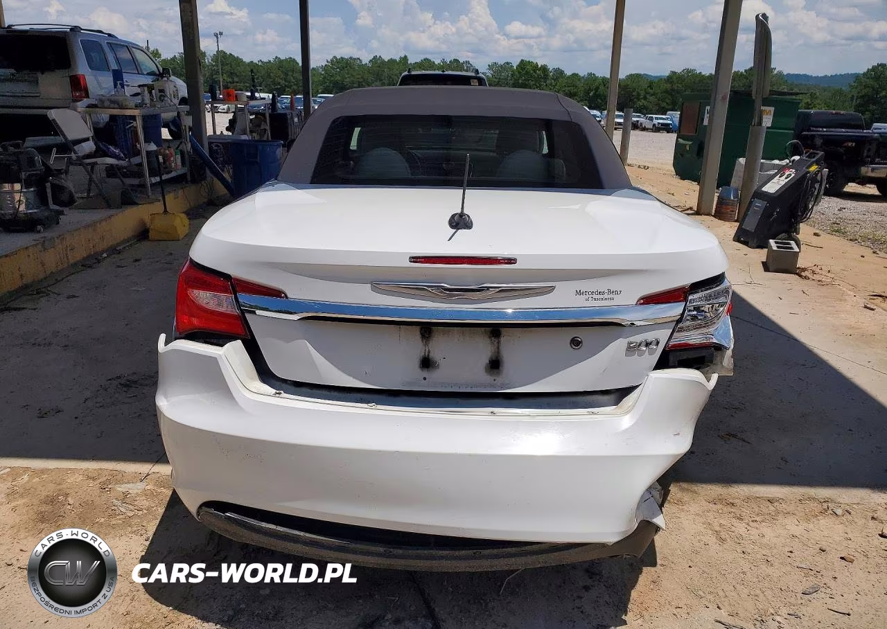 2012 Chrysler 200 Touring VIN:1C3BCBEGXCN217441 - 6