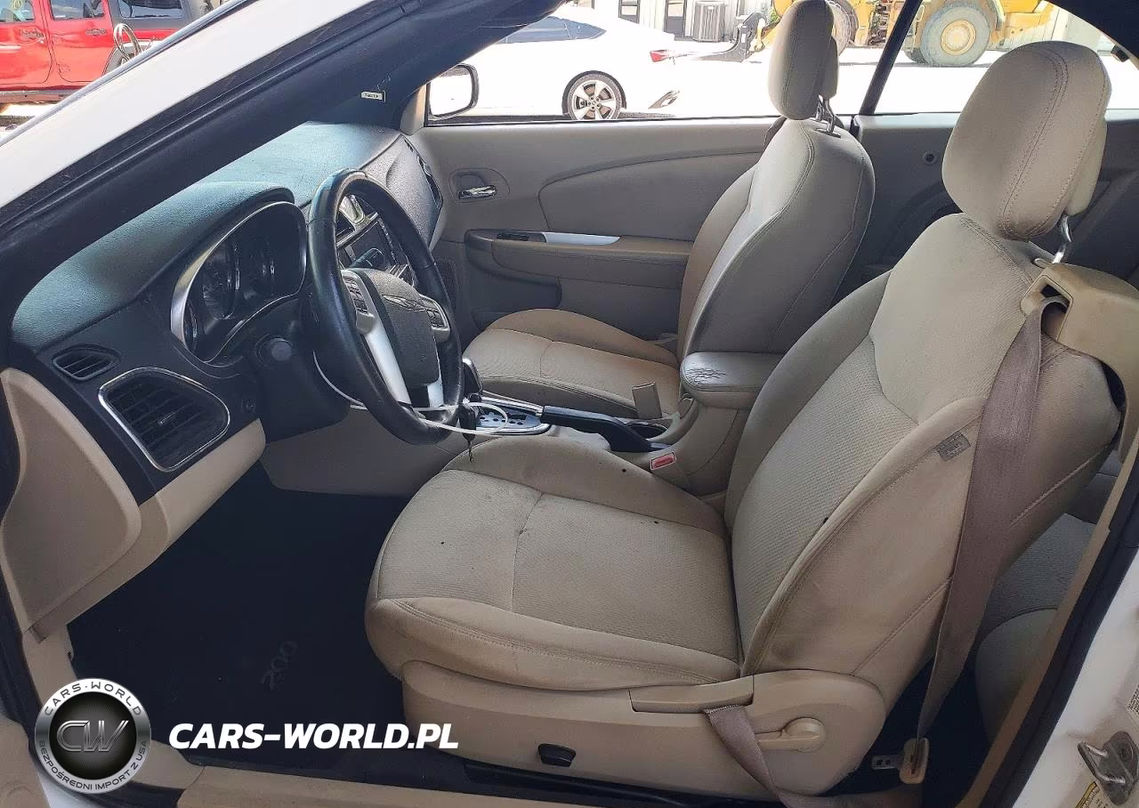 2012 Chrysler 200 Touring VIN:1C3BCBEGXCN217441 - 7