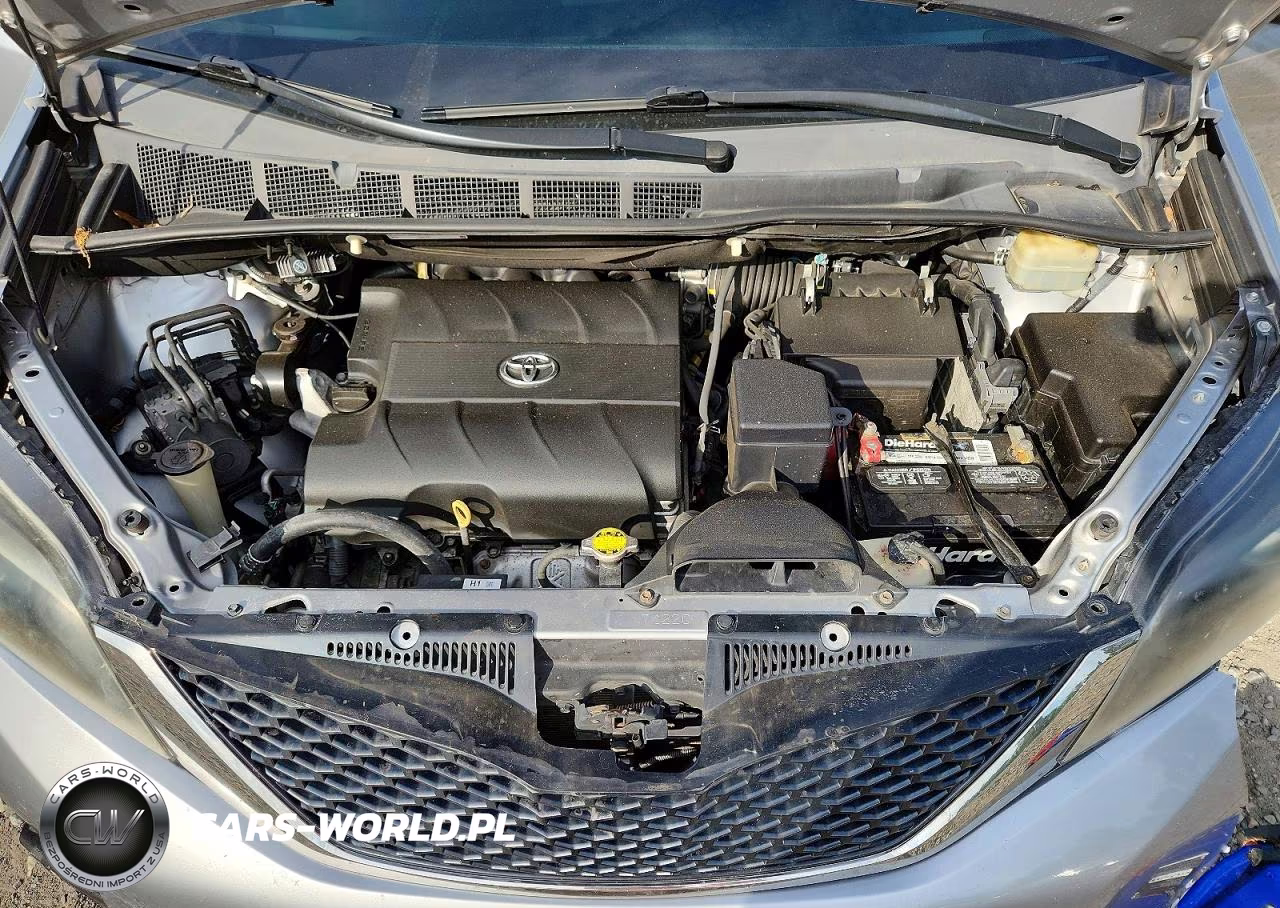 2016 Toyota Sienna Se VIN:5TDXK3DC2GS728019 - 12