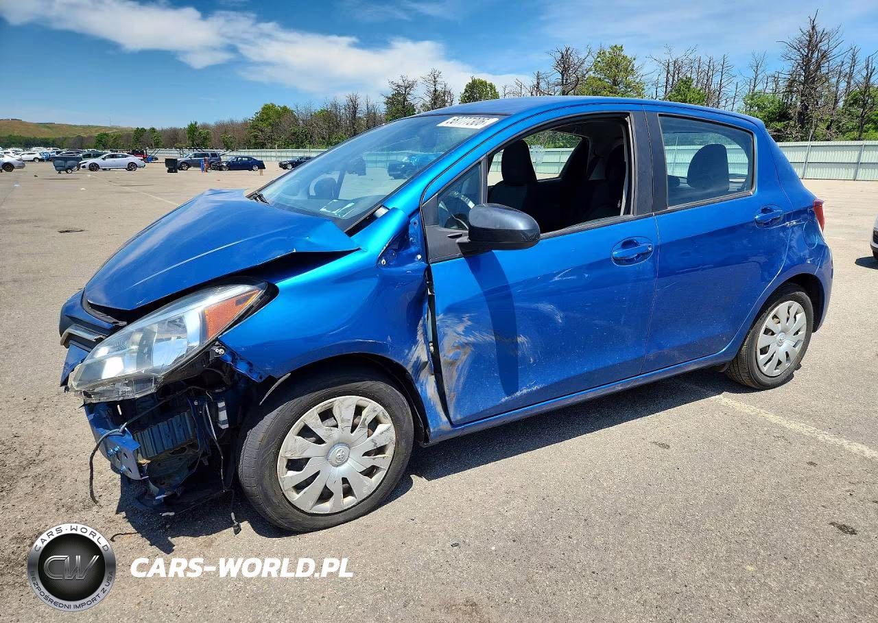 2015 Toyota Yaris 5-Door L – zdjęcie 1 z 12