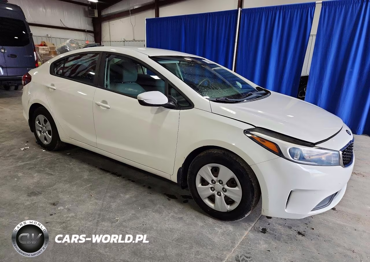 2017 Kia Forte Lx VIN:3KPFK4A71HE036645 - 4