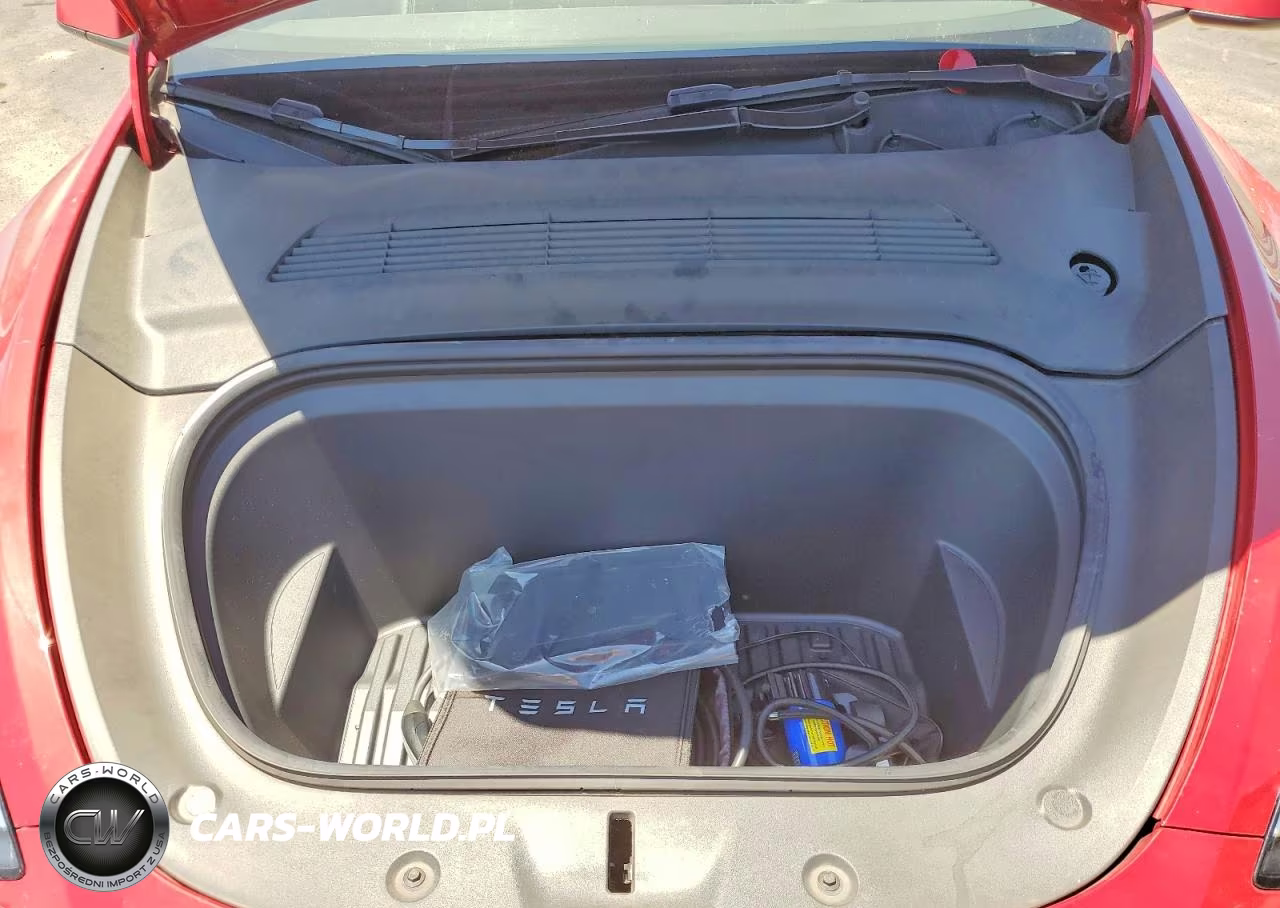 2021 Tesla Model Y VIN:5YJYGDEE7MF271848 - 12