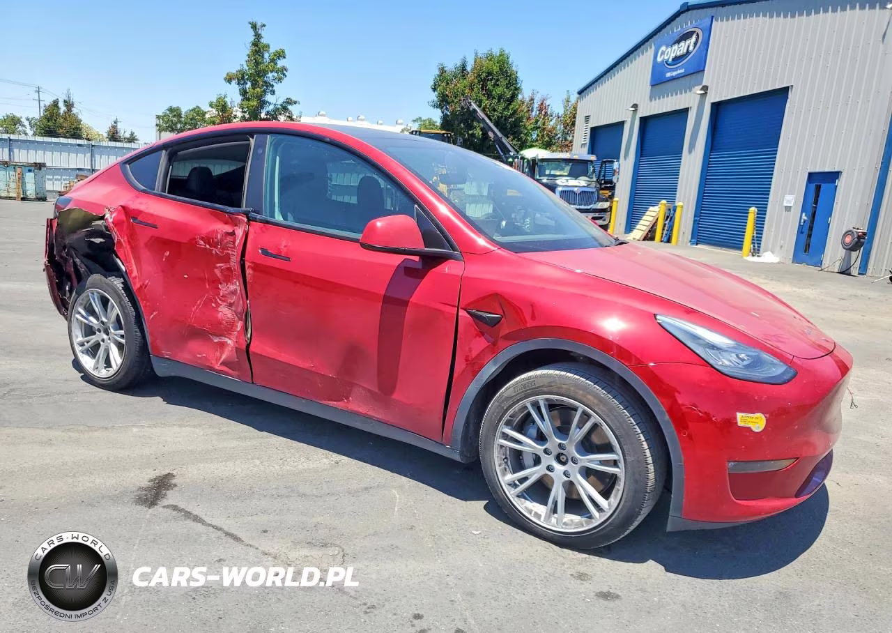 2021 Tesla Model Y VIN:5YJYGDEE7MF271848 - 4