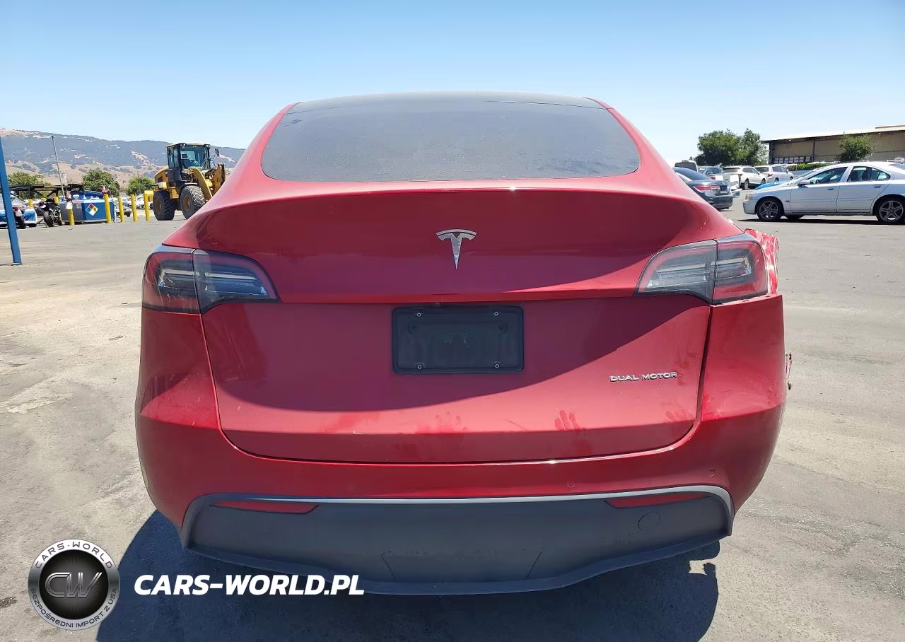 2021 Tesla Model Y VIN:5YJYGDEE7MF271848 - 6
