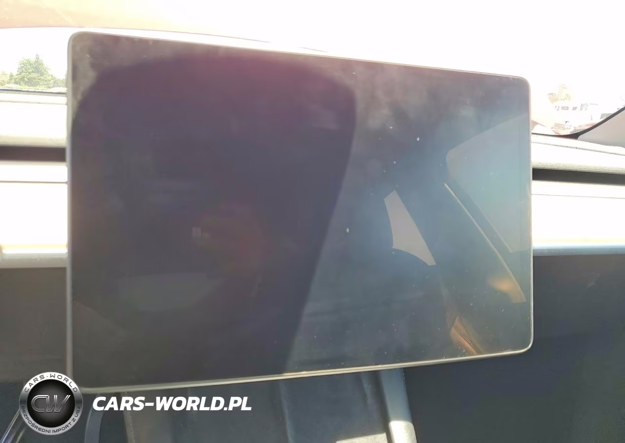 2021 Tesla Model Y VIN:5YJYGDEE7MF271848 - 9