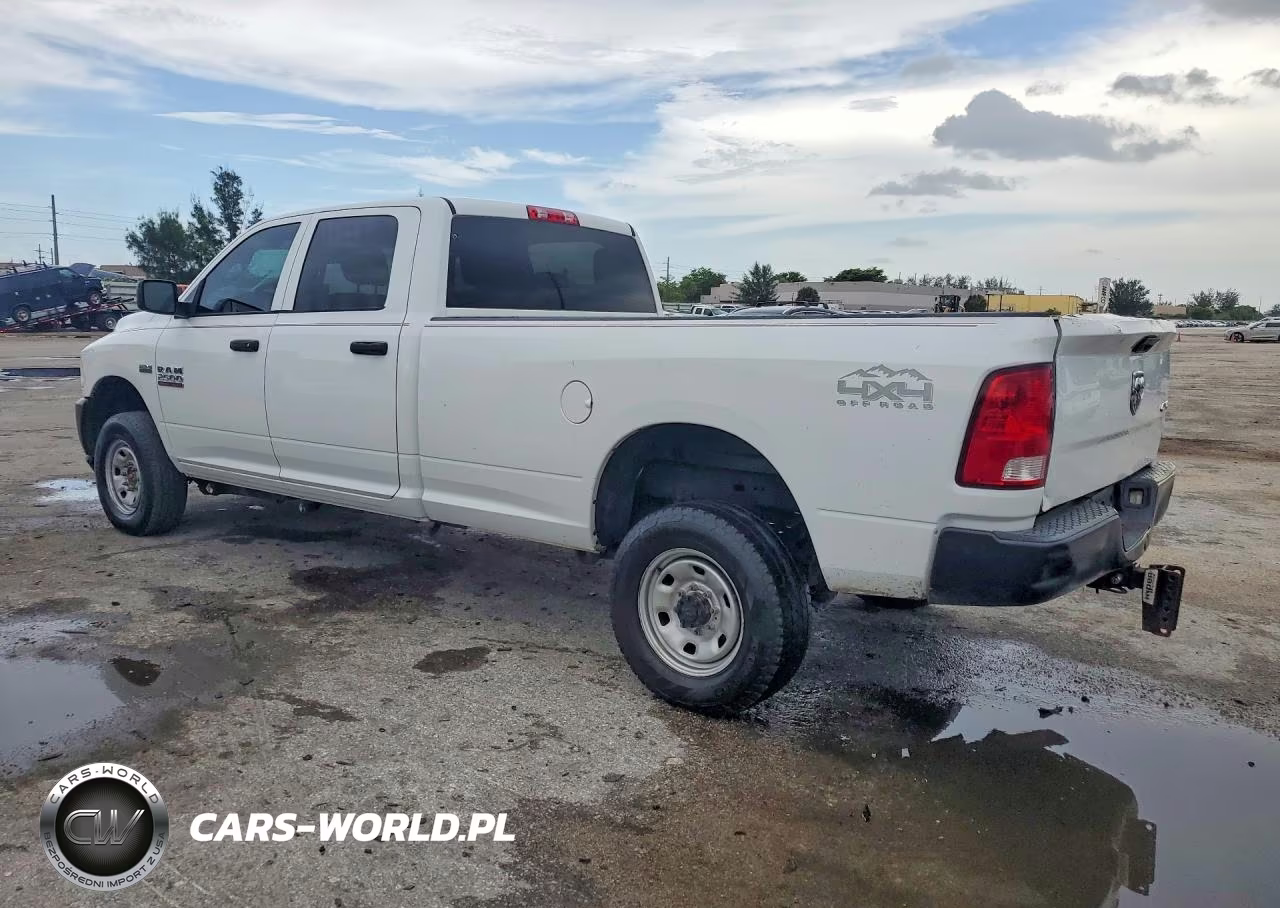 2018 Ram 2500 St VIN:3C6TR5HT0JG326156 - 2