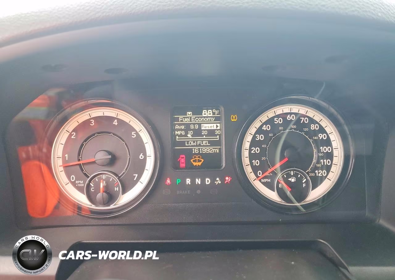 2018 Ram 2500 St VIN:3C6TR5HT0JG326156 - 9