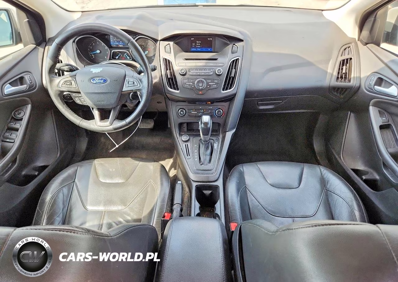 2015 Ford Focus Se VIN:1FADP3K21FL360565 - 8