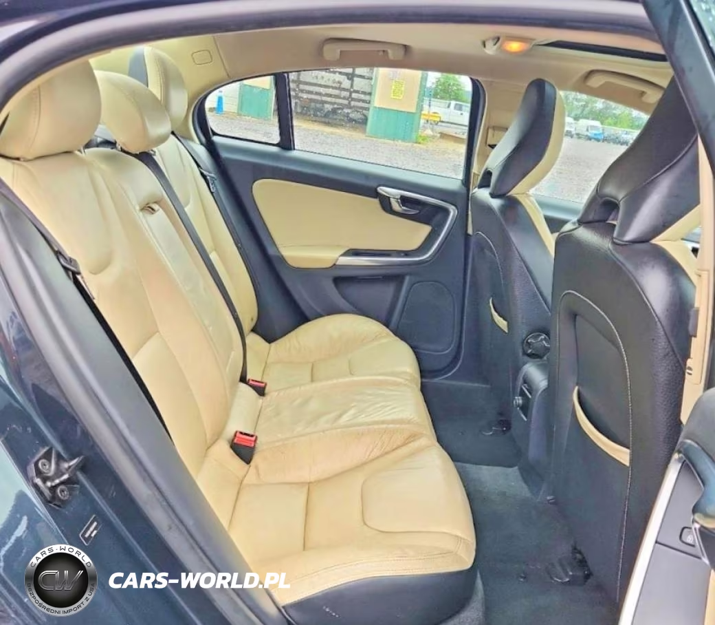 2013 Volvo S60 T5 VIN:YV1612FS9D2209012 - 10