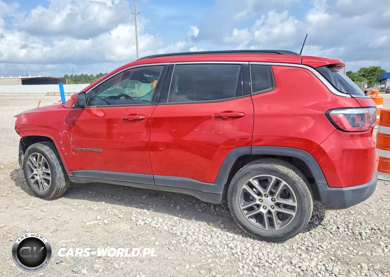 2020 Jeep Compass Latitude VIN:3C4NJCBB7LT198828 - 2