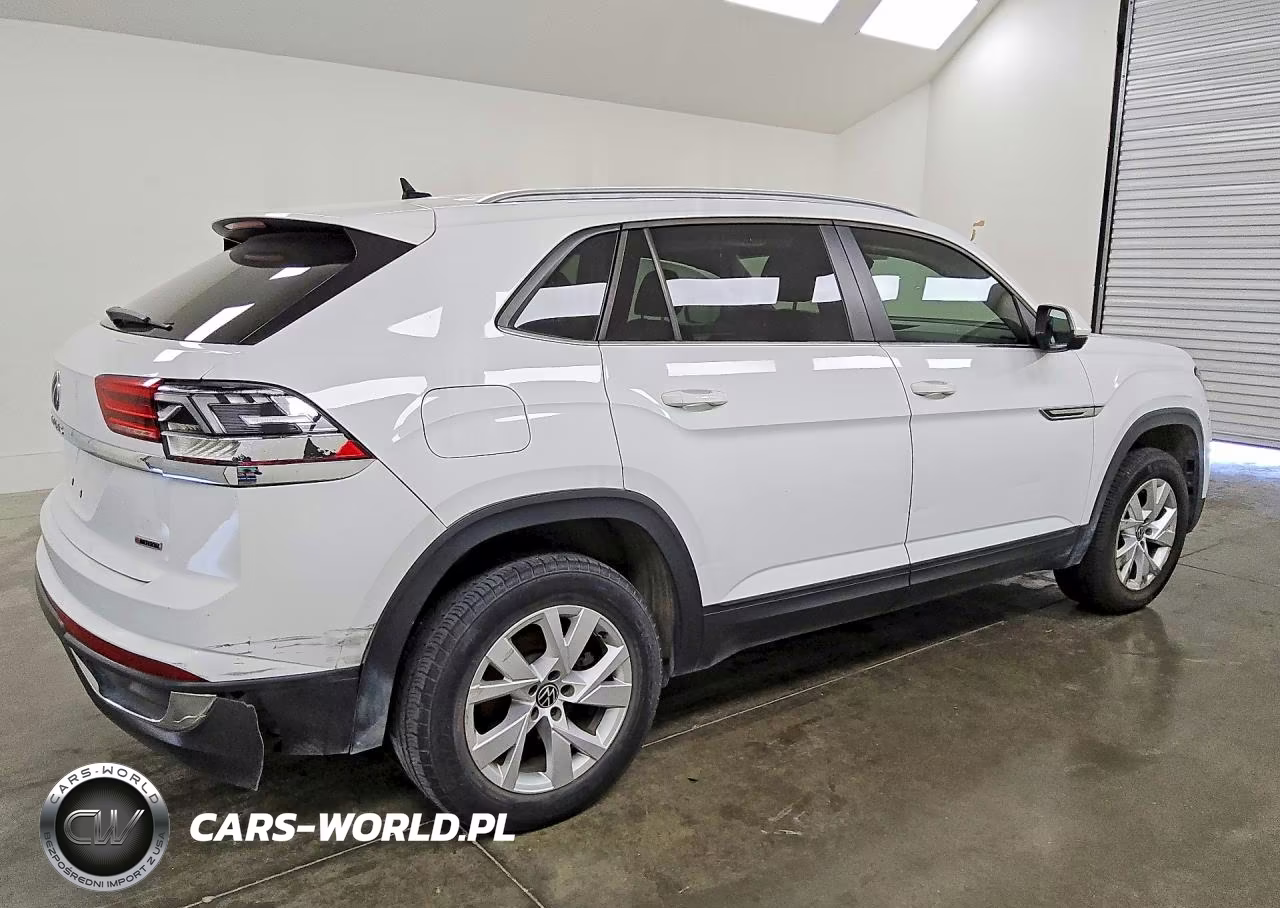 2020 Volkswagen Atlas Cross Sport S VIN:1V2GC2CA9LC213083 - 3