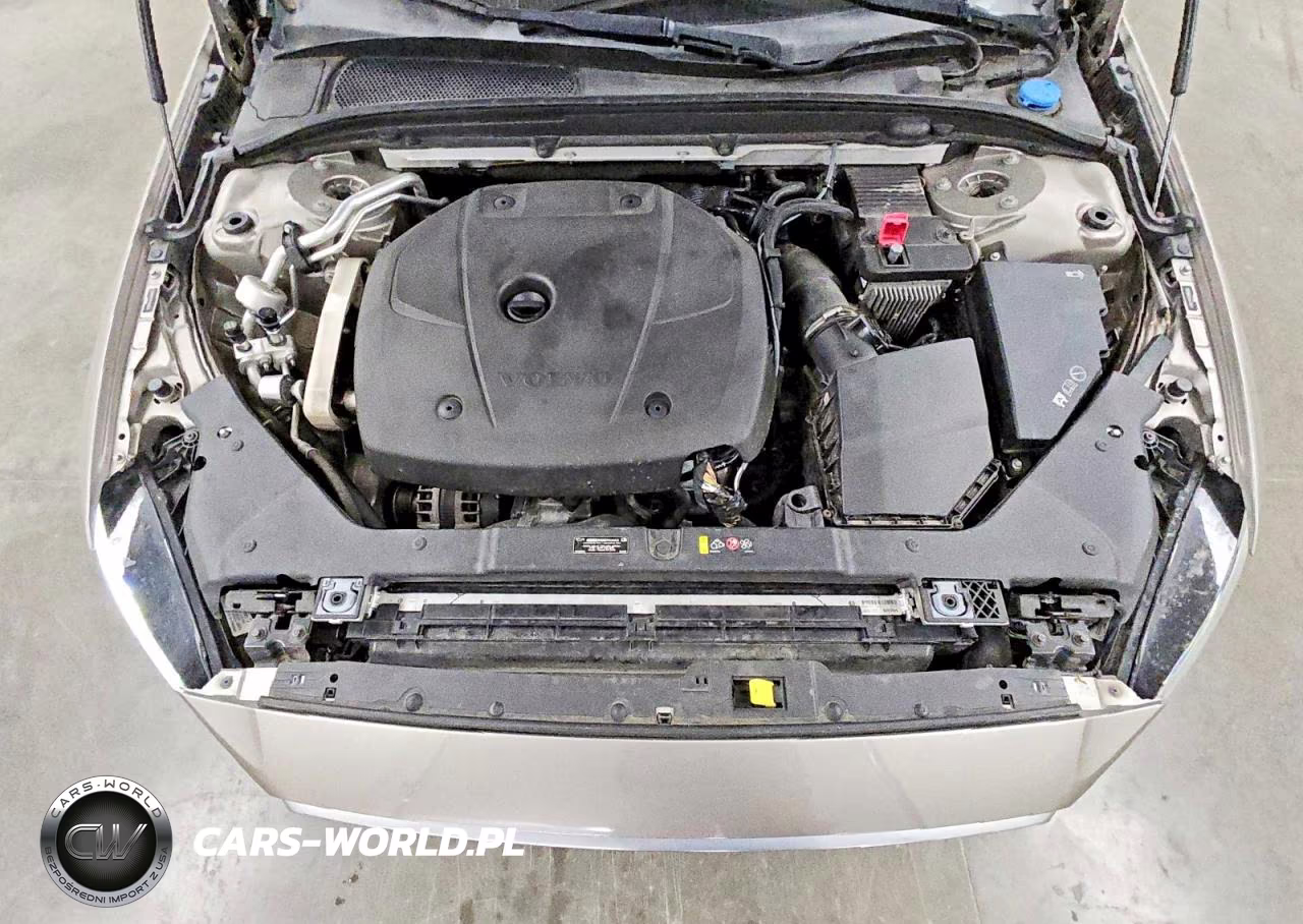 2019 Volvo S60 T5 R-Design VIN:7JR102FM7KG006335 - 11