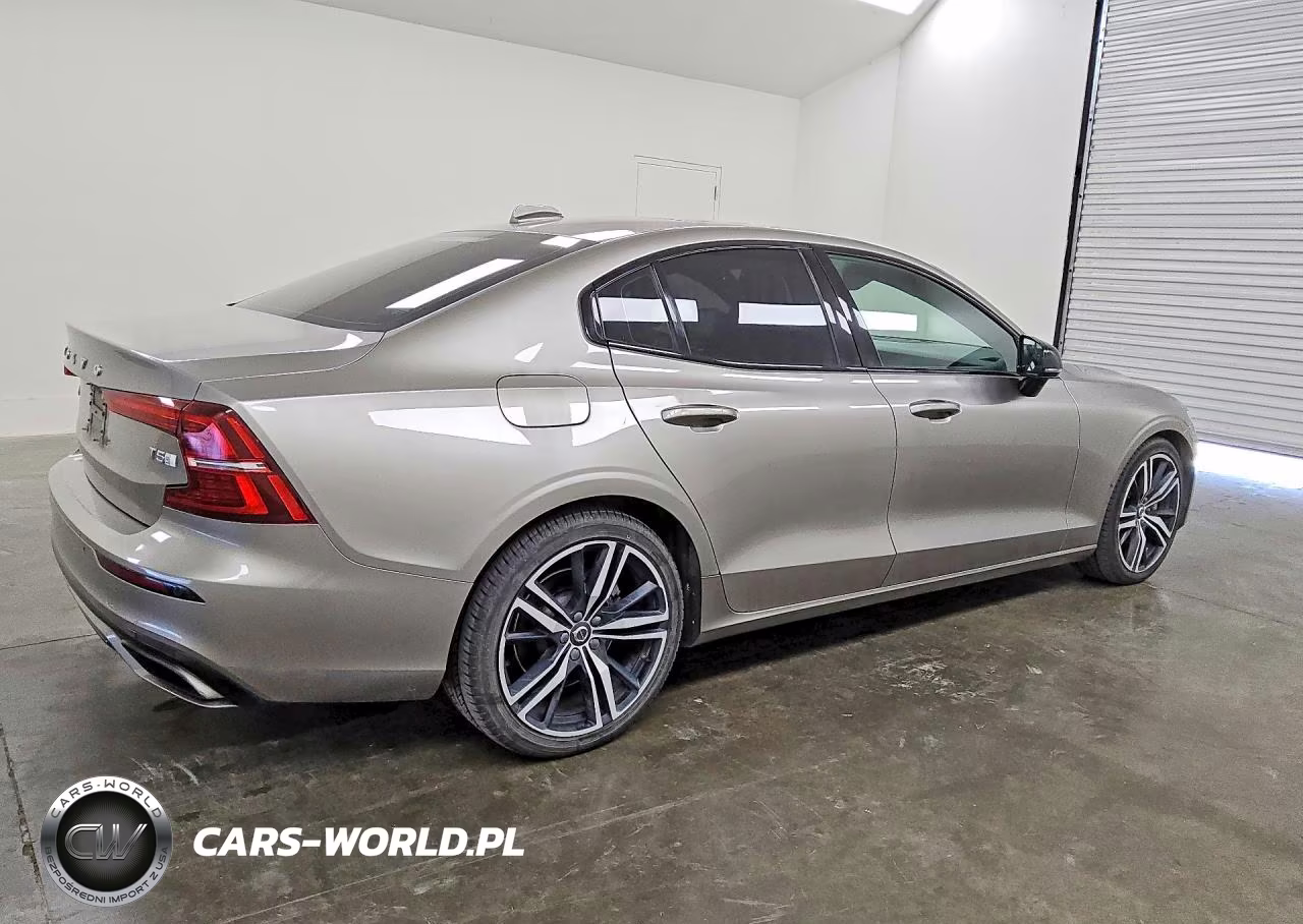 2019 Volvo S60 T5 R-Design VIN:7JR102FM7KG006335 - 3