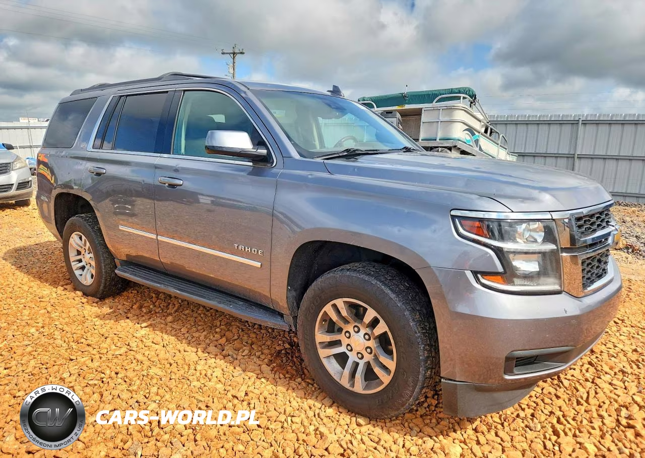 2018 Chevrolet Tahoe K1500 Lt VIN:1GNSKBKC5JR360388 - 4