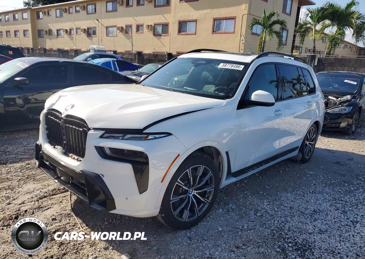 2025 BMW X7 xDrive40I – zdjęcie 1 z 13