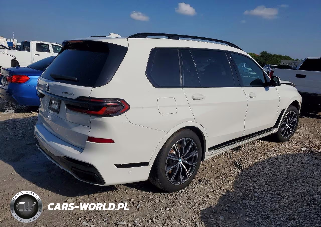 2025 BMW X7 xDrive40I VIN:5UX23EM09S9W48991 - 3