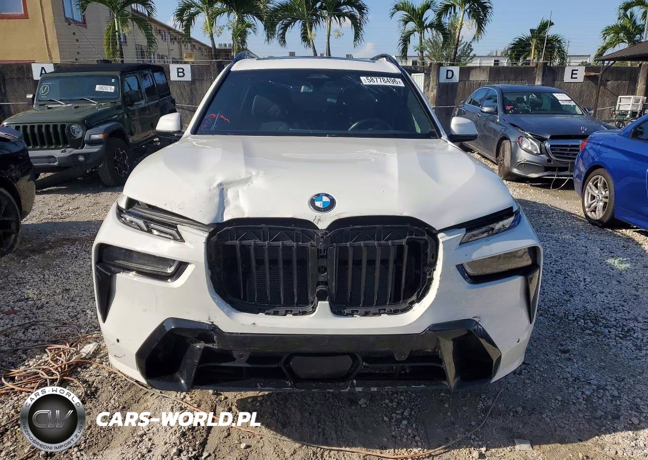 2025 BMW X7 xDrive40I VIN:5UX23EM09S9W48991 - 5