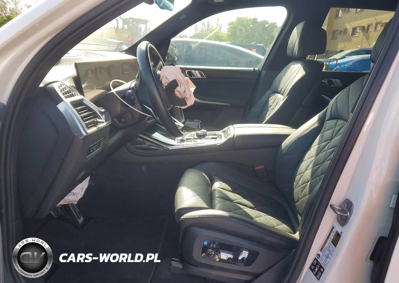 2025 BMW X7 xDrive40I VIN:5UX23EM09S9W48991 - 7