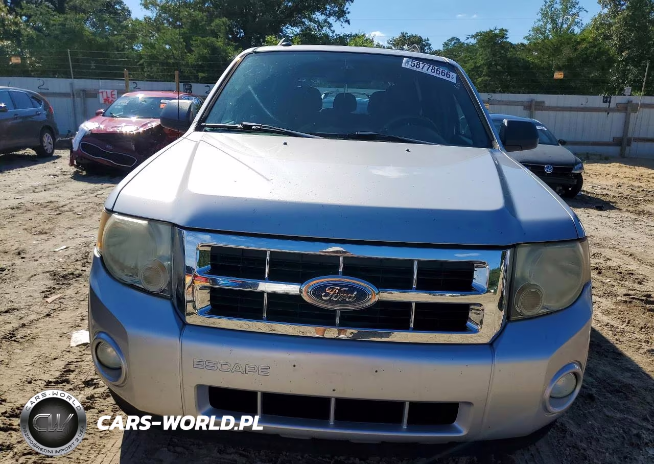 2010 Ford Escape Xlt VIN:1FMCU0D70AKA42758 - 5
