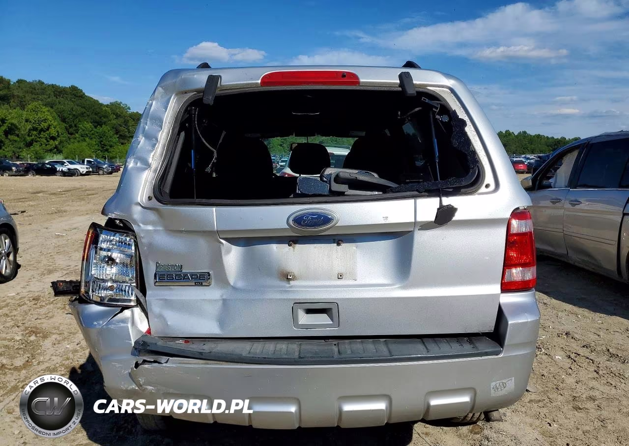 2010 Ford Escape Xlt VIN:1FMCU0D70AKA42758 - 6