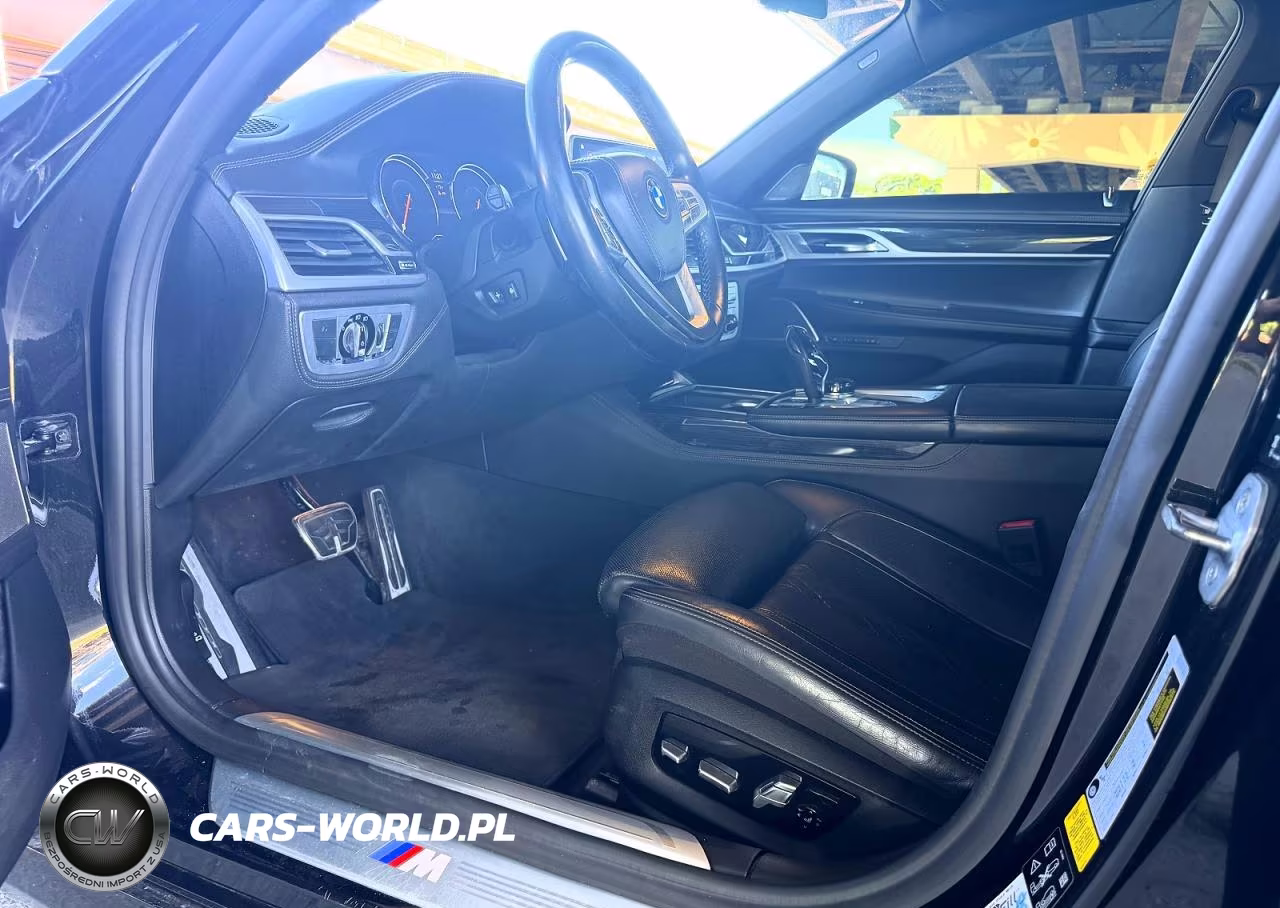 2019 BMW 750I xDrive VIN:WBA7F2C56K8240643 - 10