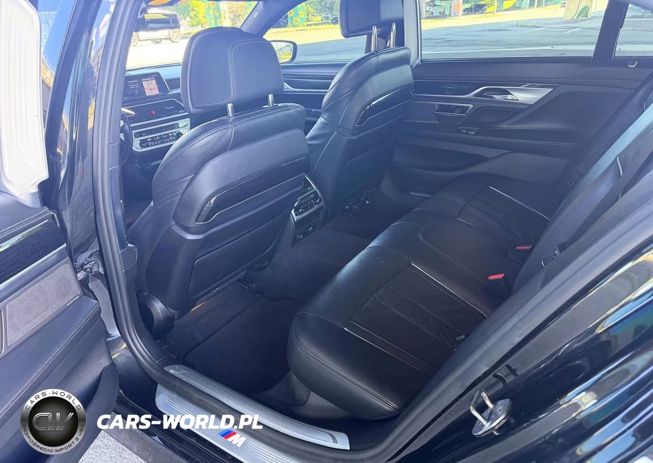 2019 BMW 750I xDrive VIN:WBA7F2C56K8240643 - 12