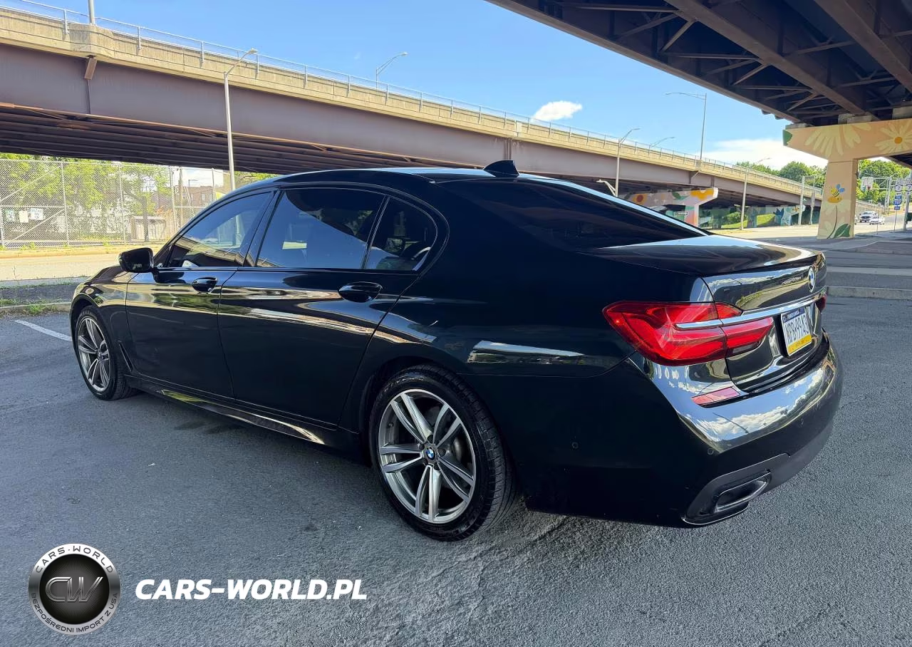 2019 BMW 750I xDrive VIN:WBA7F2C56K8240643 - 3