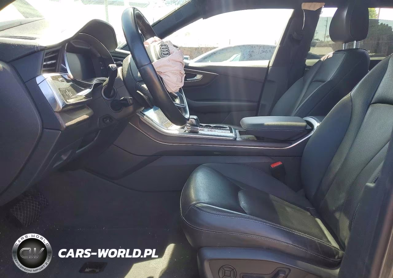 2019 Audi Q8 Prestige S-Line VIN:WA1FVAF17KD025677 - 7