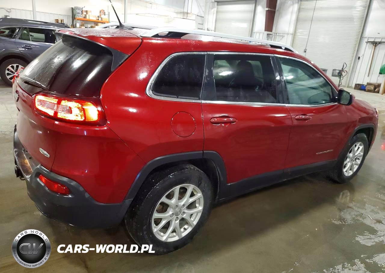 2014 Jeep Cherokee Latitude VIN:1C4PJMCSXEW321984 - 3