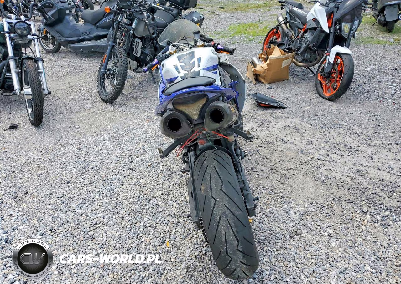 2014 Yamaha Yzfr1 VIN:JYARN23E8EA017282 - 4