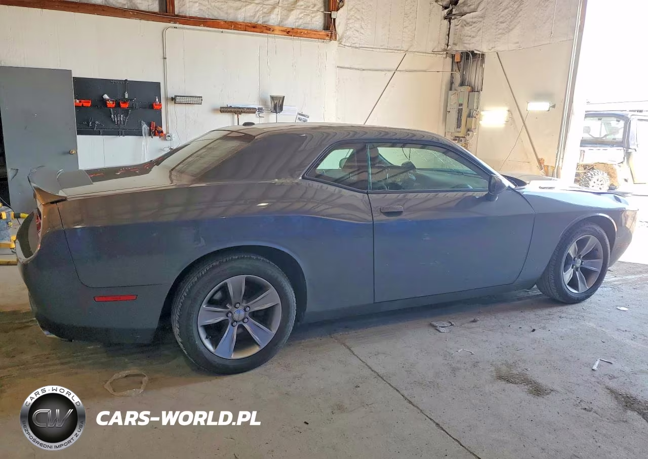 2019 Dodge Challenger Sxt VIN:2C3CDZAG6KH680247 - 3