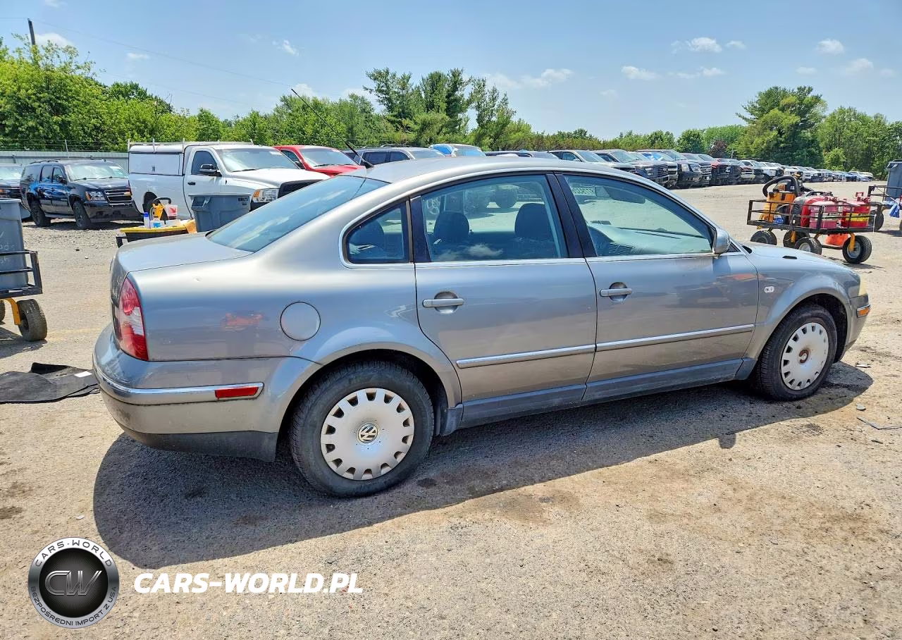 2004 Volkswagen Passat Gl VIN:WVWMD63B84P050728 - 3