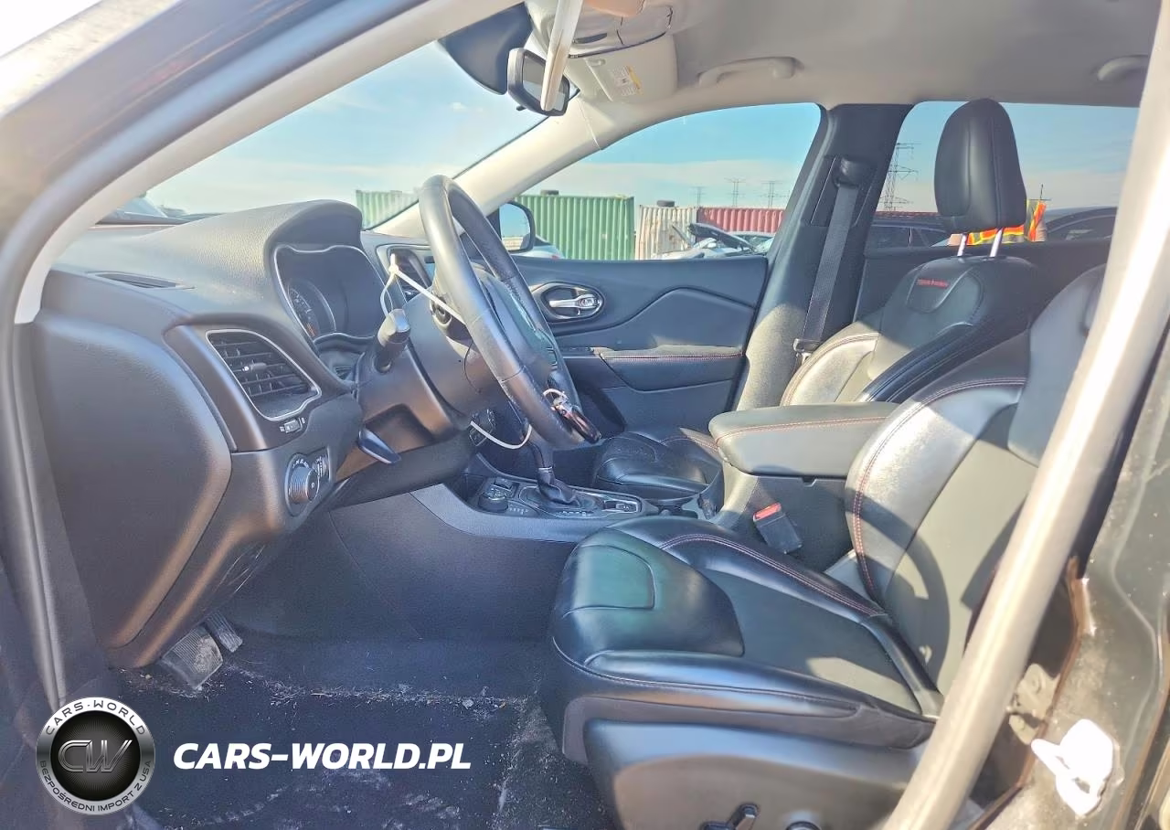 2020 Jeep Cherokee Trailhawk VIN:1C4PJMBXXLD643708 - 7